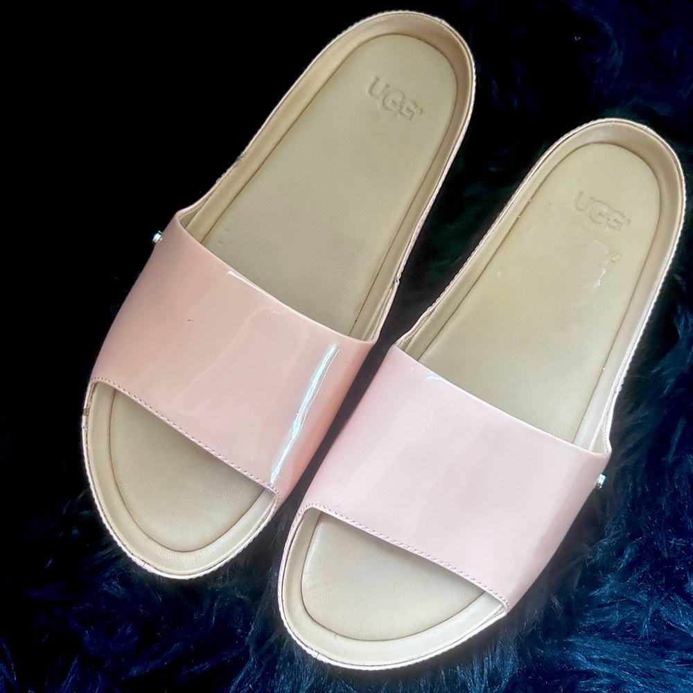 Ugg Slide, New never worn